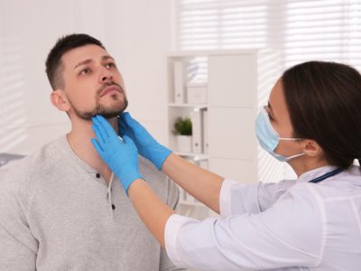 Hypothyroidism vs. Hyperthyroidism